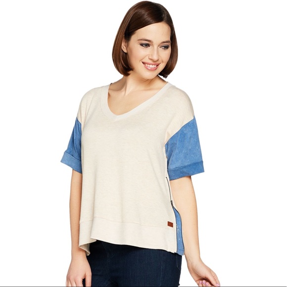 Peace love world French Terry Short Sleeve Top side Zipper detail blue cream M